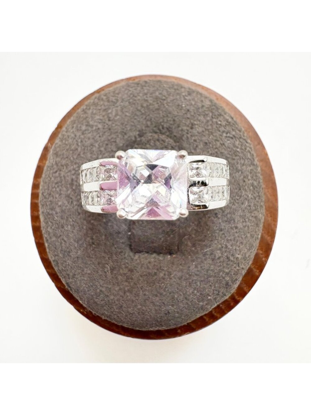 Cubic Zirconia & Sterling Silver Prong Set Scroll Band Ring Size 7